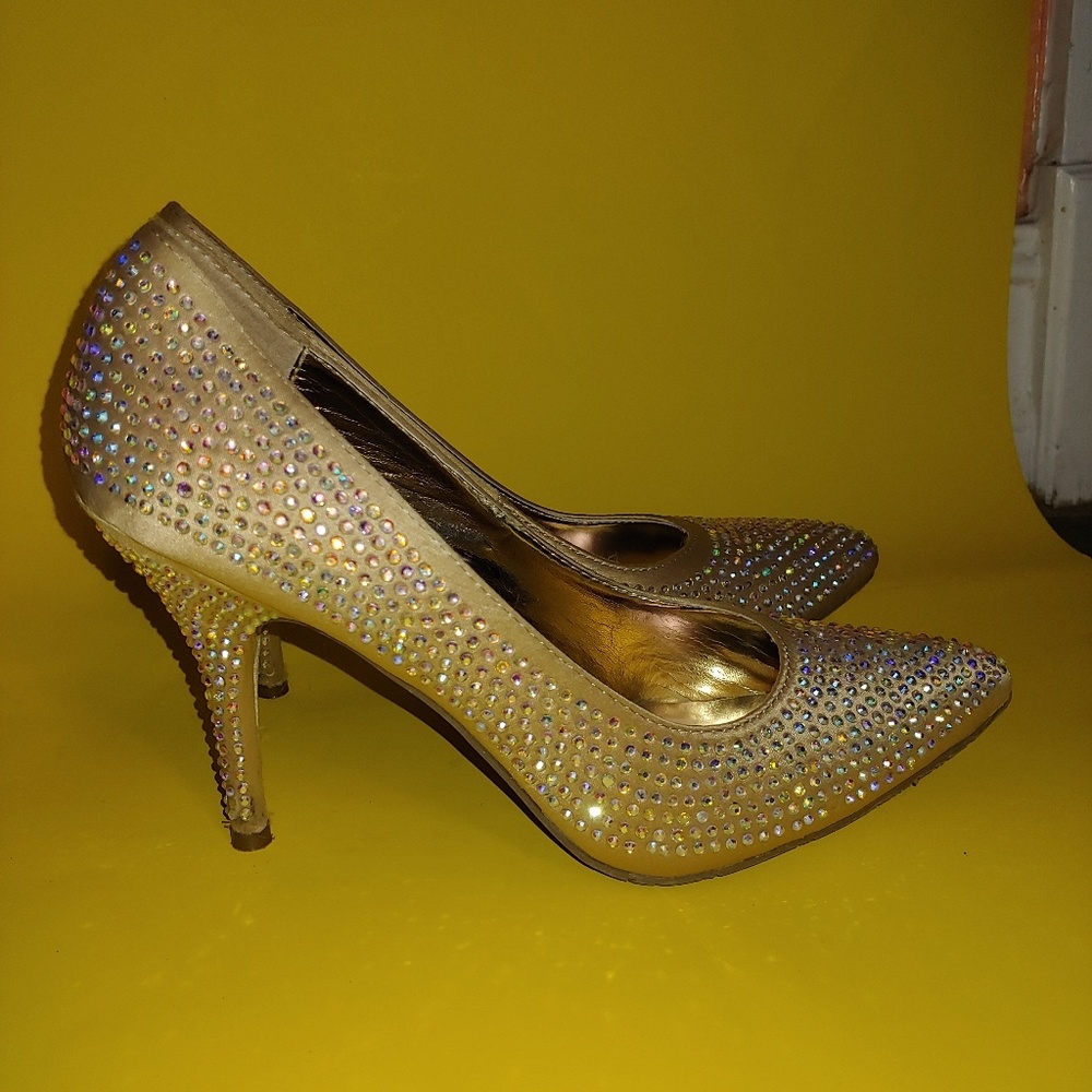 Candies Crystal pumps